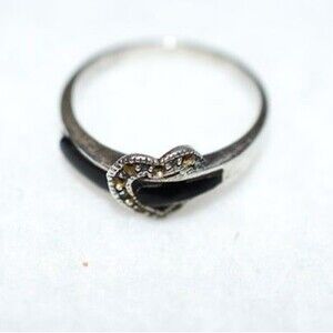 Rare Vintage 925 Silver stamped 70's Thin Black Onyx Inlay Heart Ring Size 8